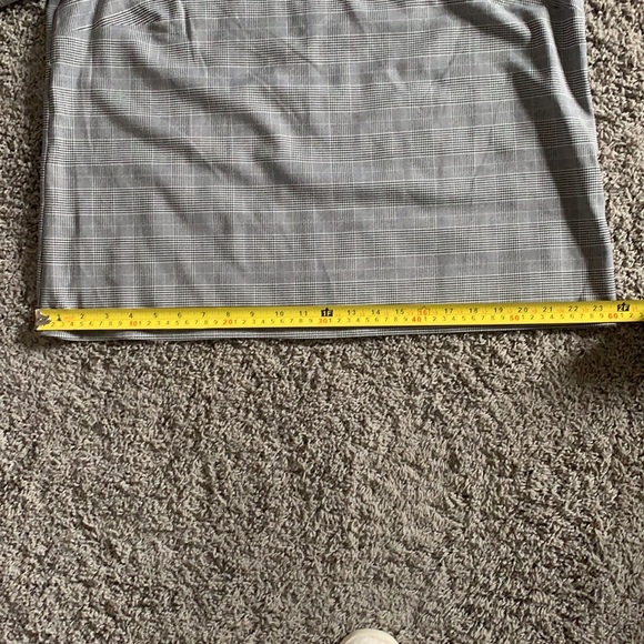 14th and Union Black and White Checkered Top - Picture 6 of 8